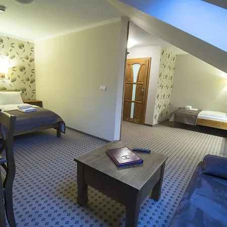 Biathlon Sport & ホテル シクラルスカ・ポレンバ