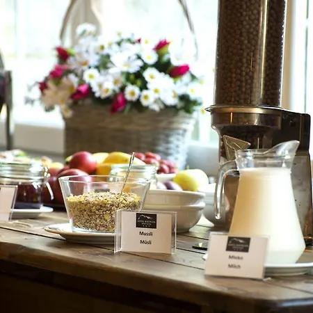 Biathlon Sport & ホテル 3*