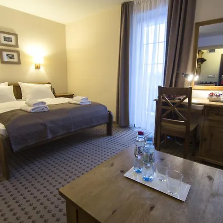 Biathlon Sport & ホテル