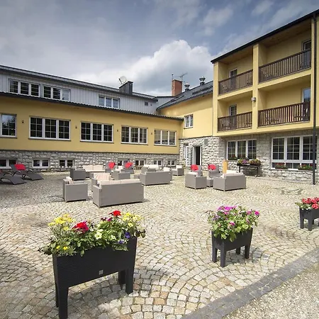 Biathlon Sport & شكلارسكا بوريبا