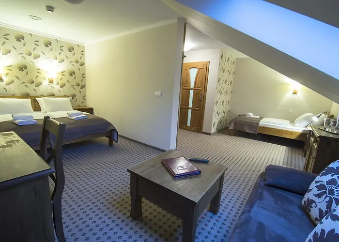 Biathlon Sport & Готель Шклярська Поремба